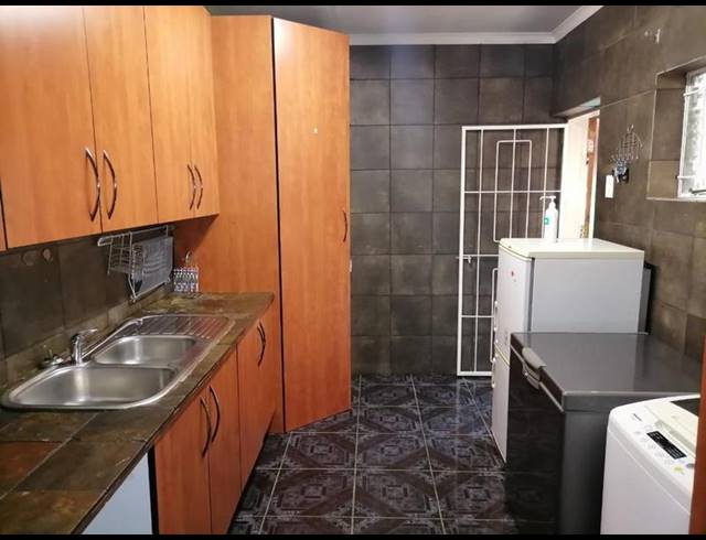 4 BEDROOM HOUSE FOR SALE IN DORANDIA